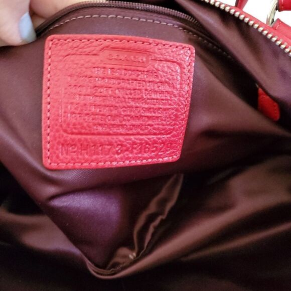 Authentic Coach Red purse - Picture 4 of 4